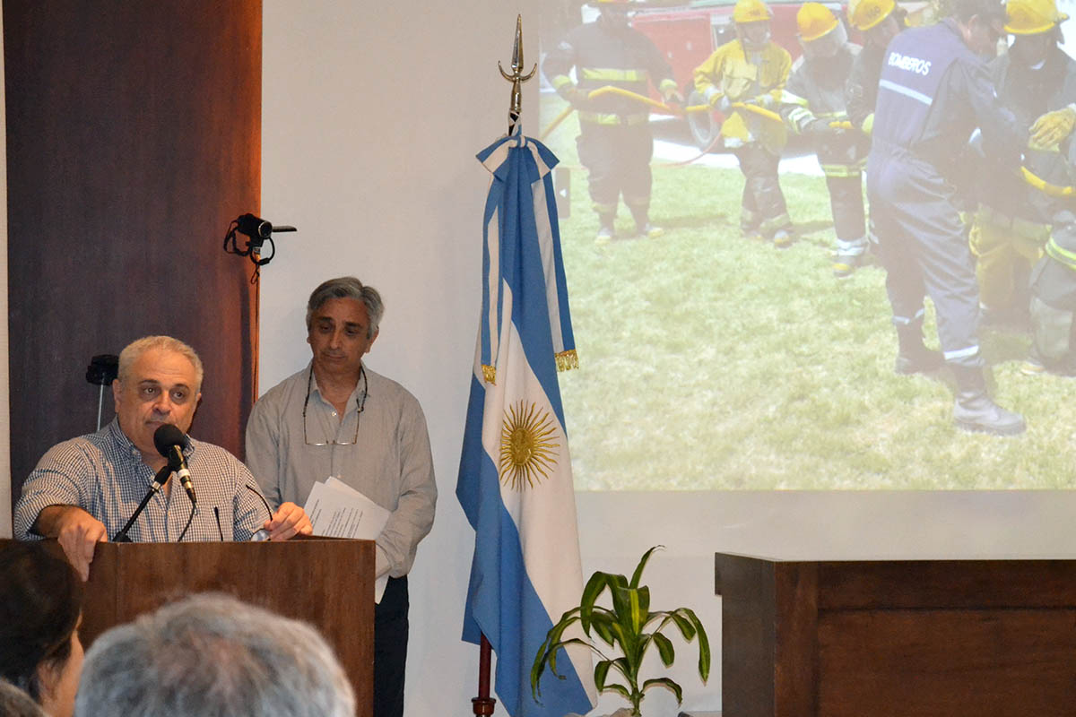 Acto Sptimo aniversario de creacin del CESMAr